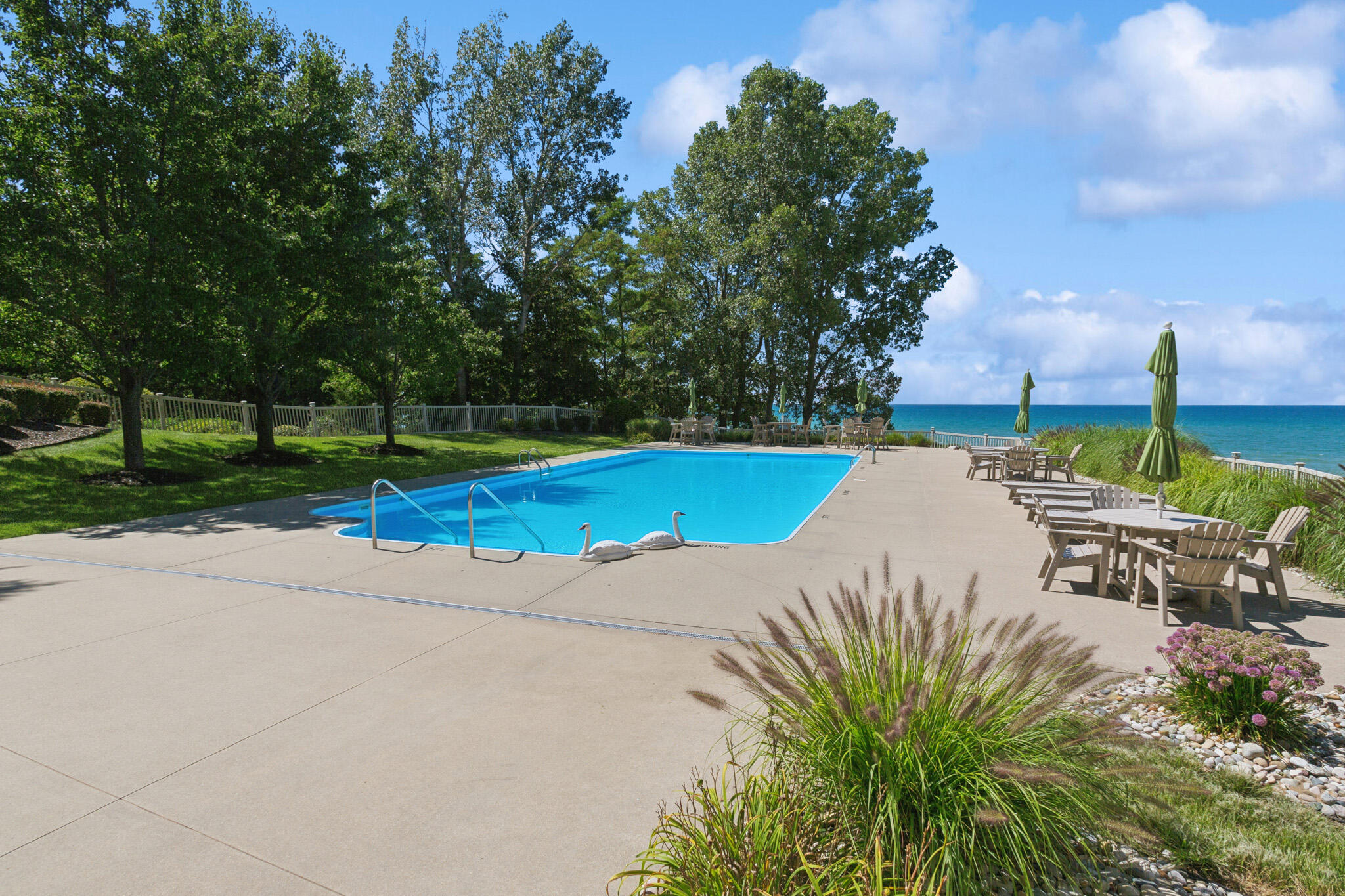 7161 Windcliff Drive, 9
