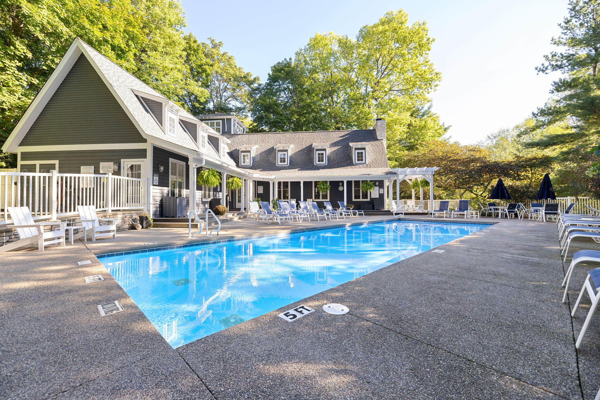 9912 Cottage Lane