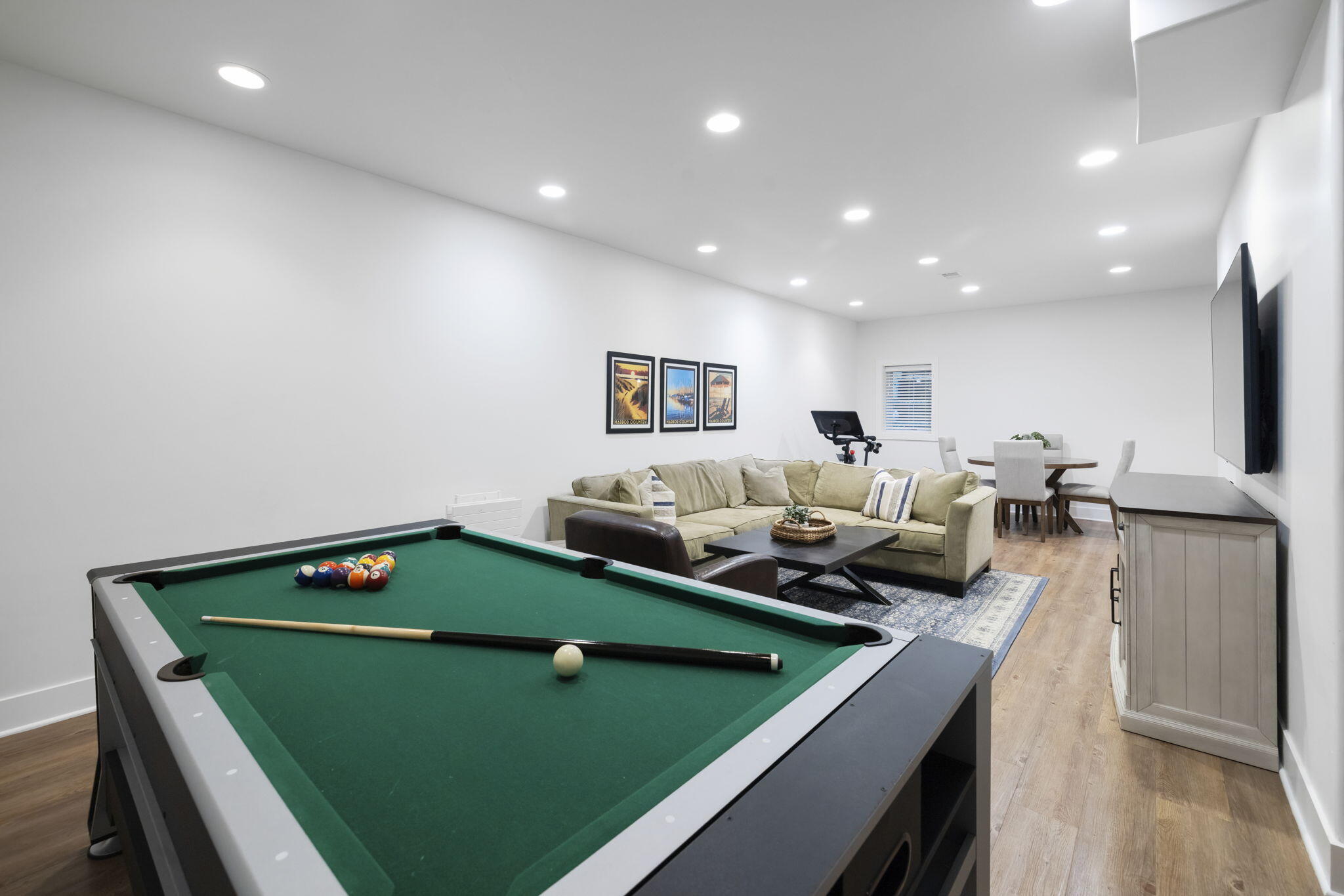 9912 Cottage Lane