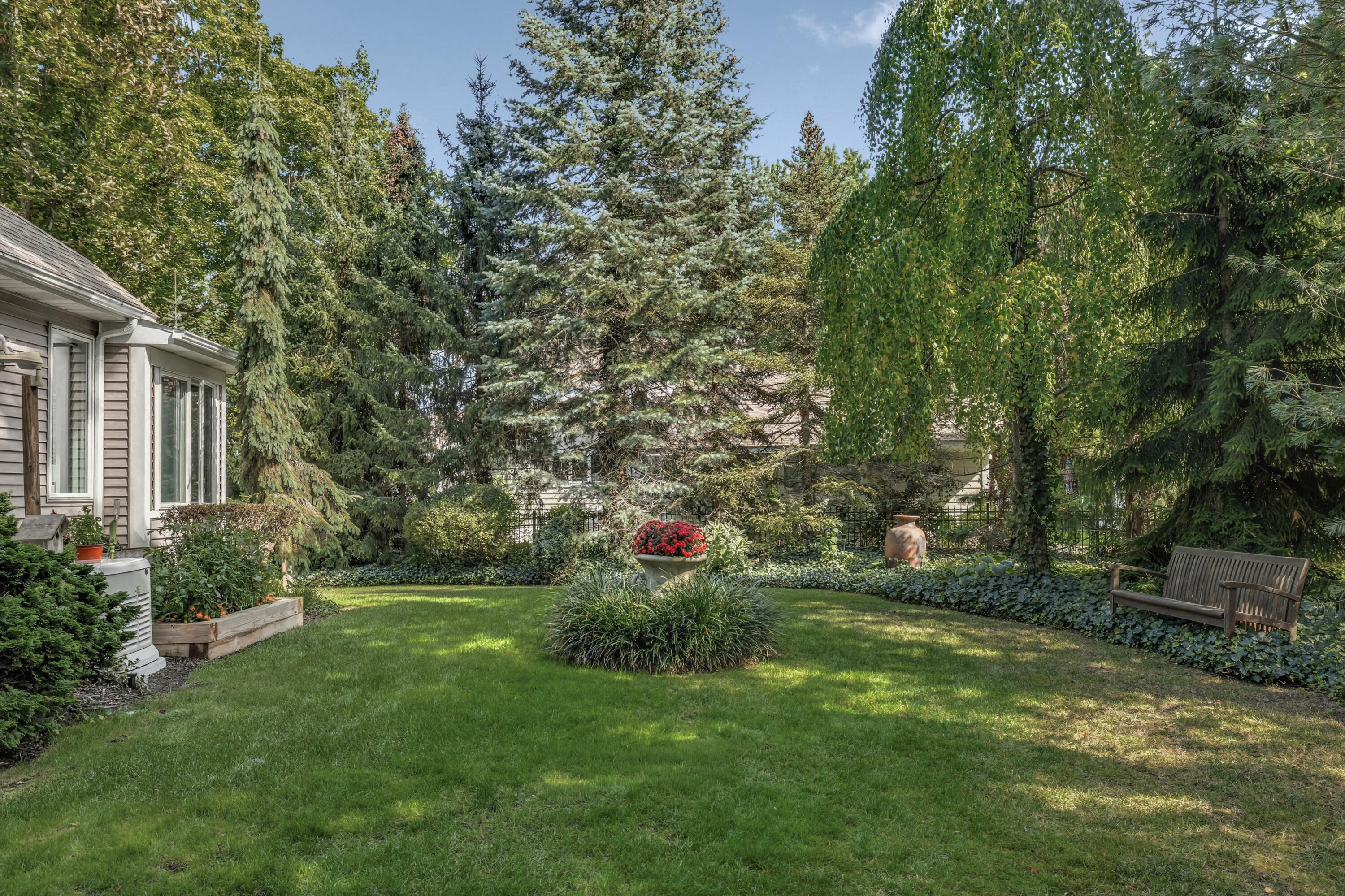 1395 Summerwood Drive