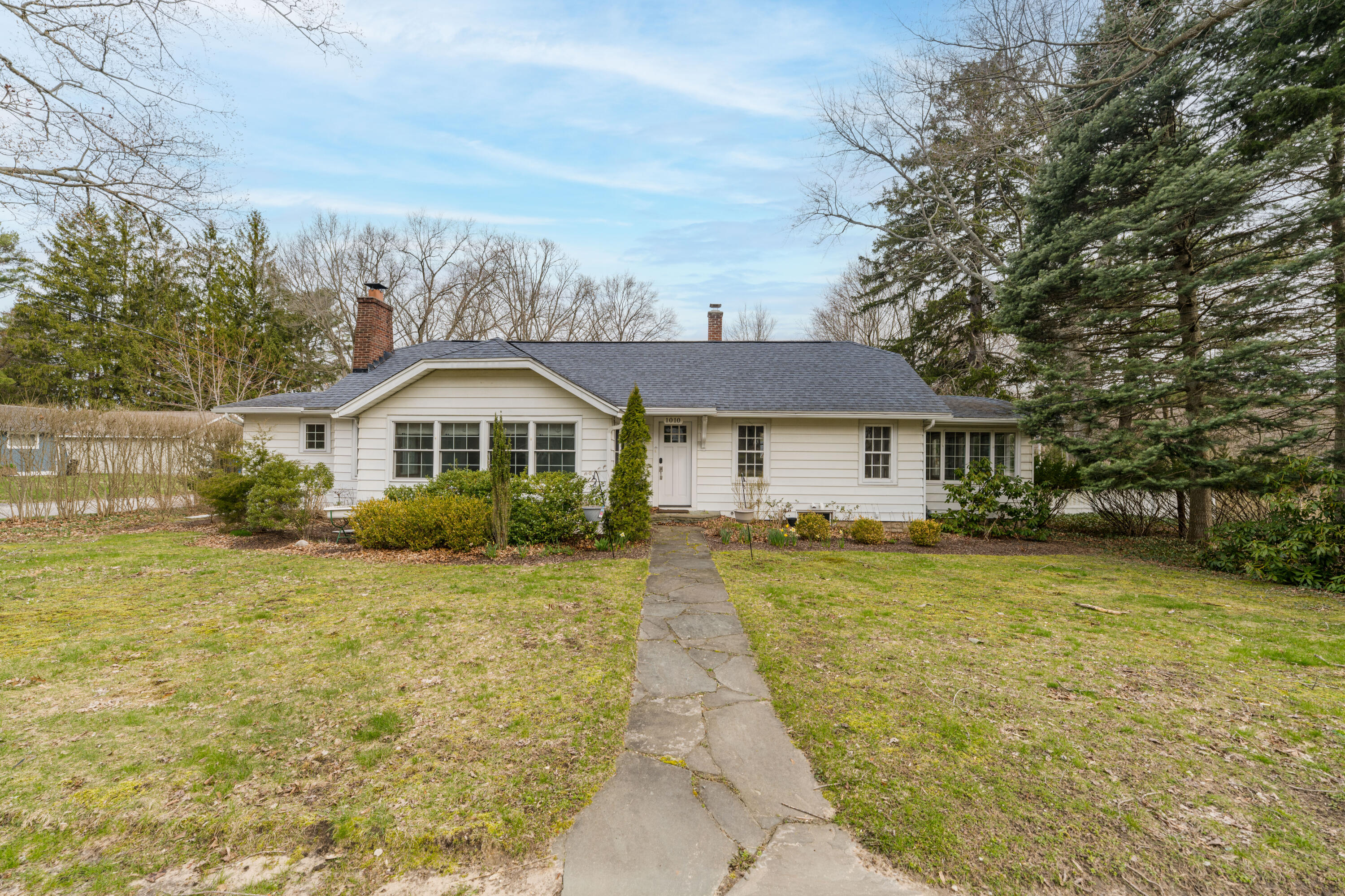 1010 Allegan Street