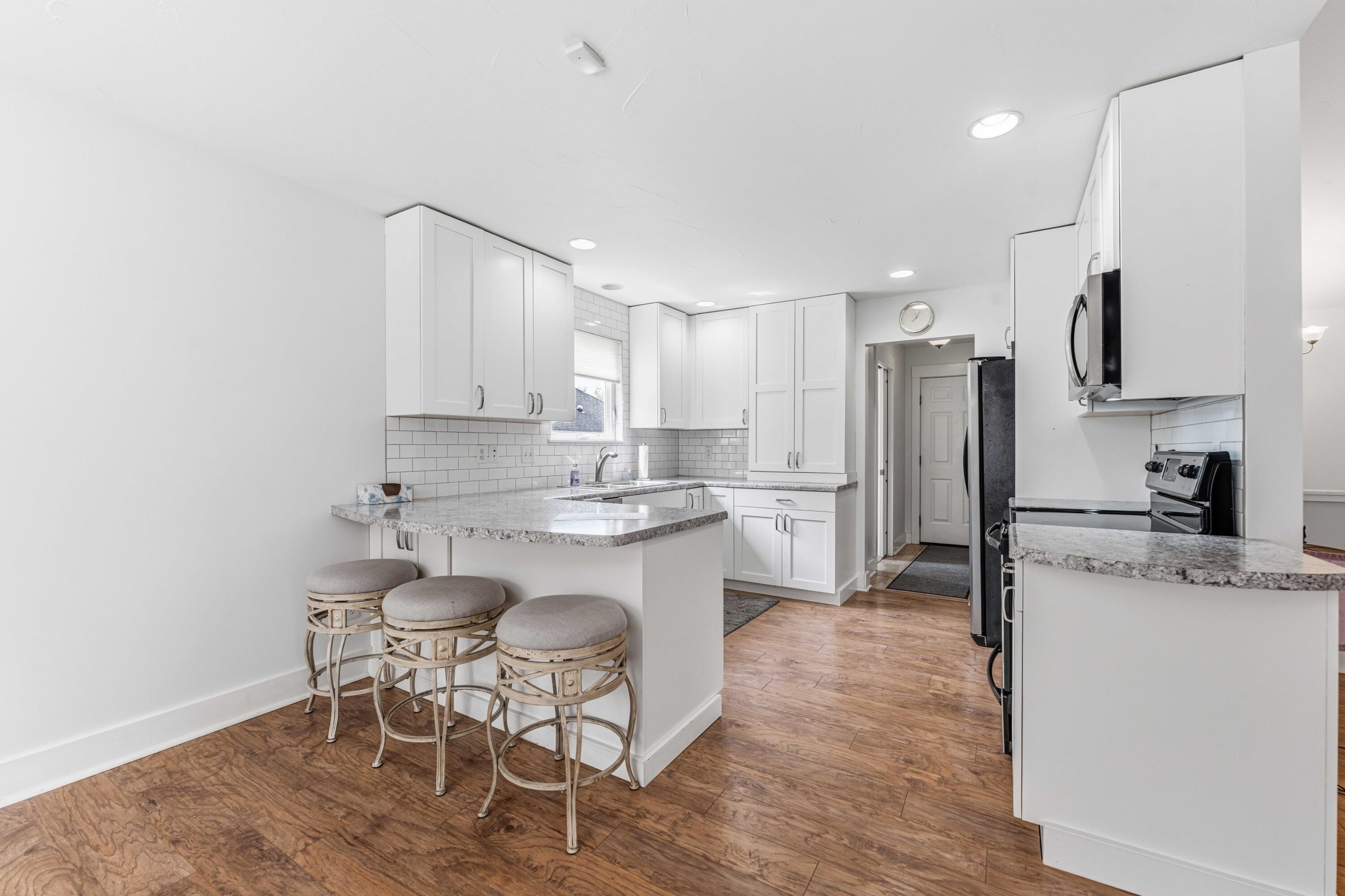 10101 Compton Drive 10