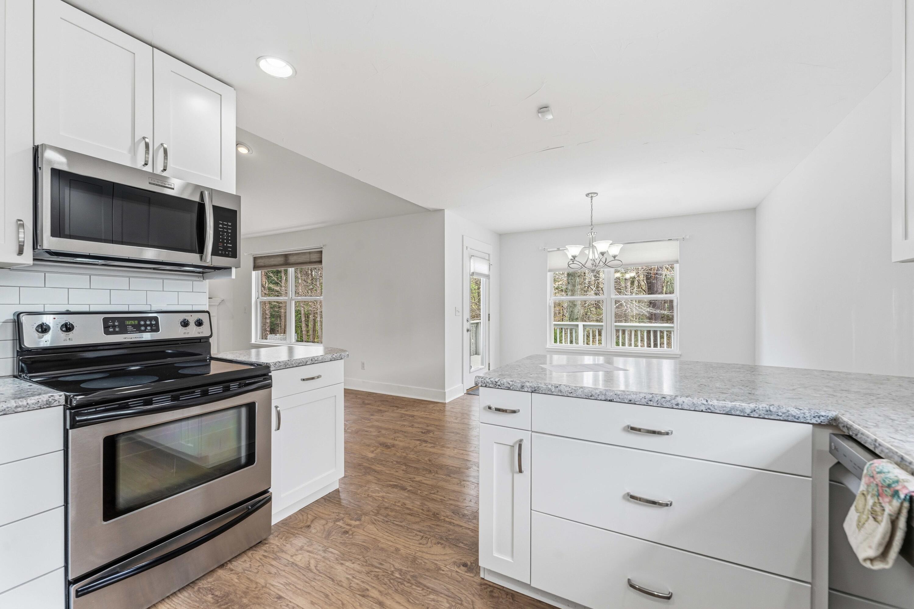 10101 Compton Drive 10