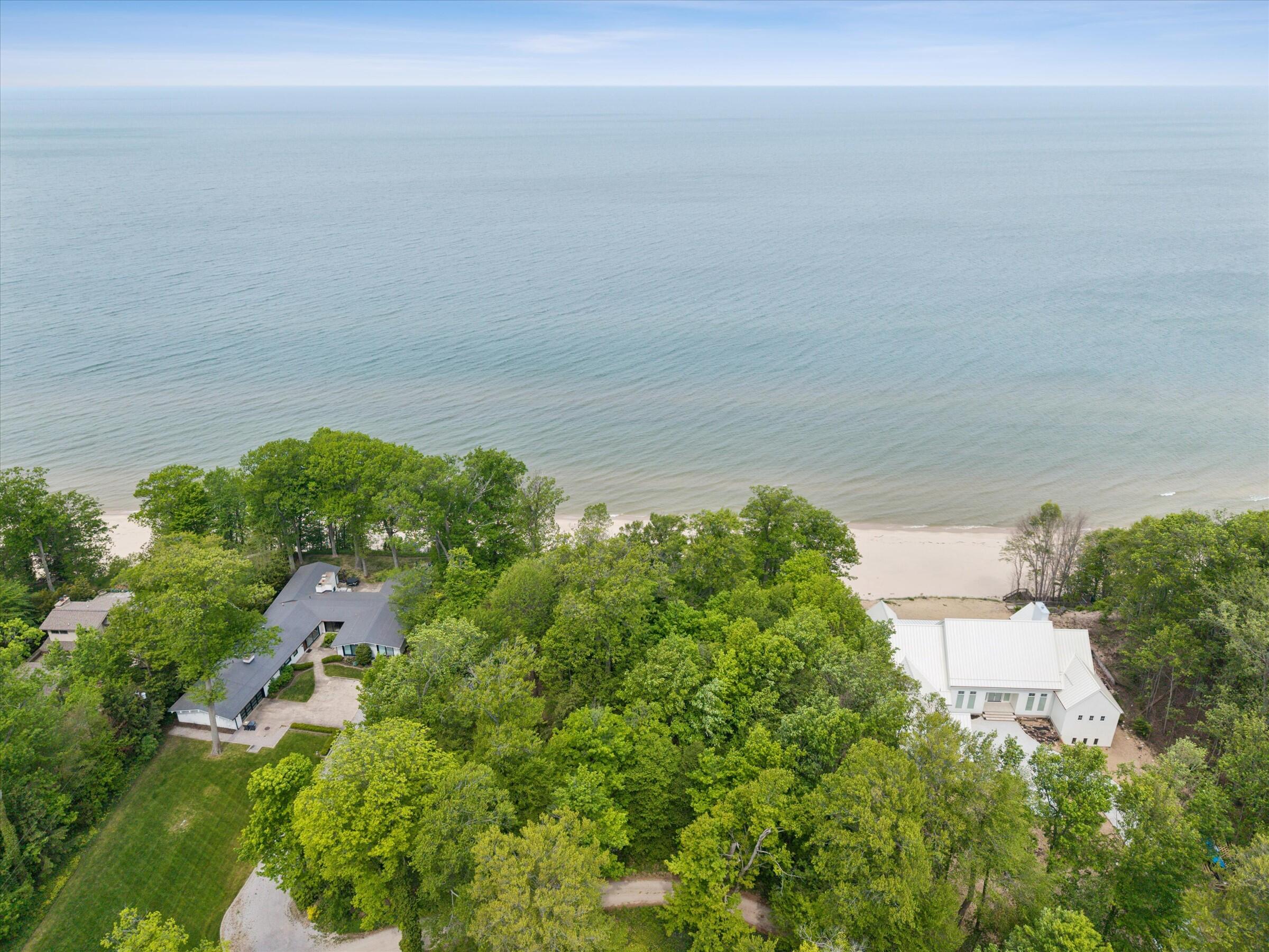 6056 Dune Path