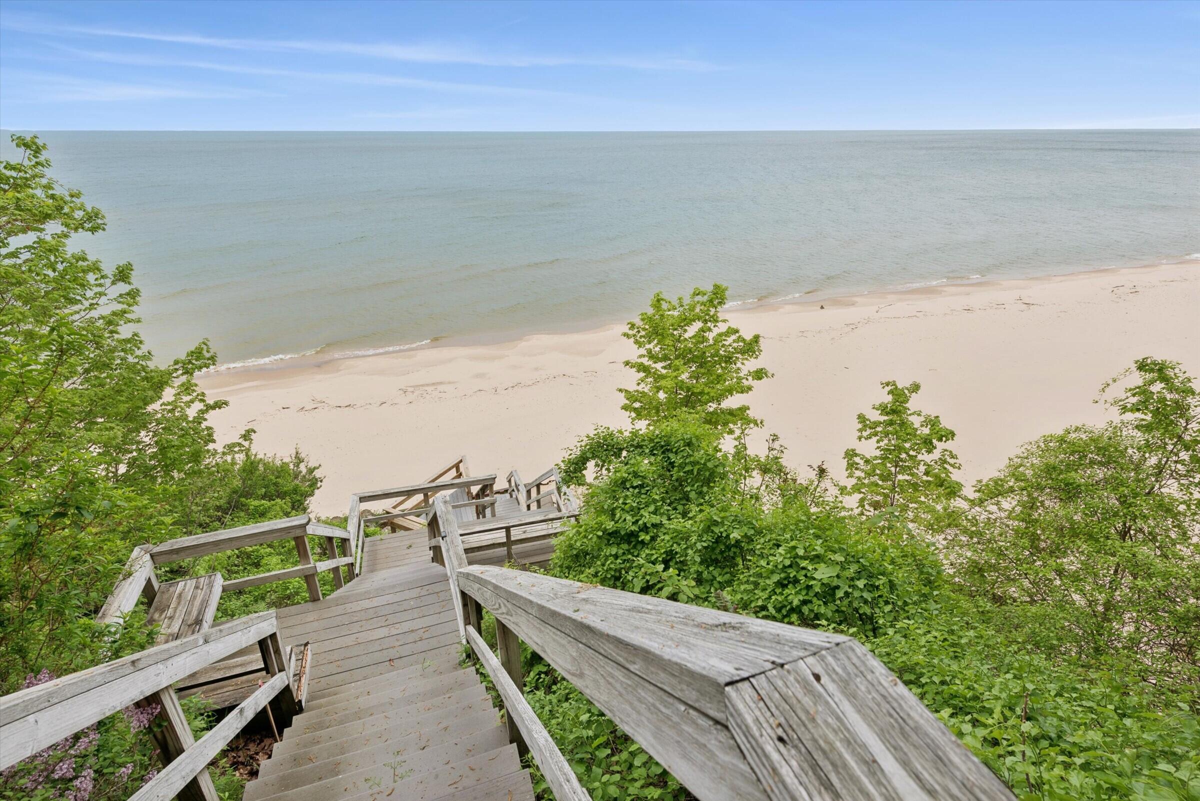 6056 Dune Path
