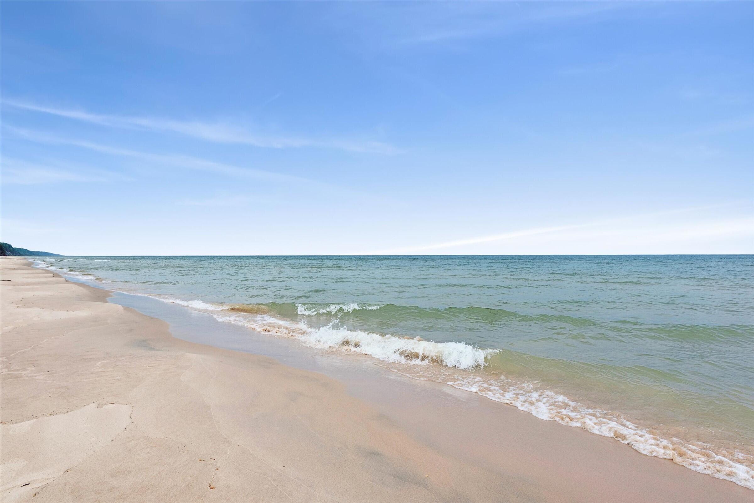 6056 Dune Path