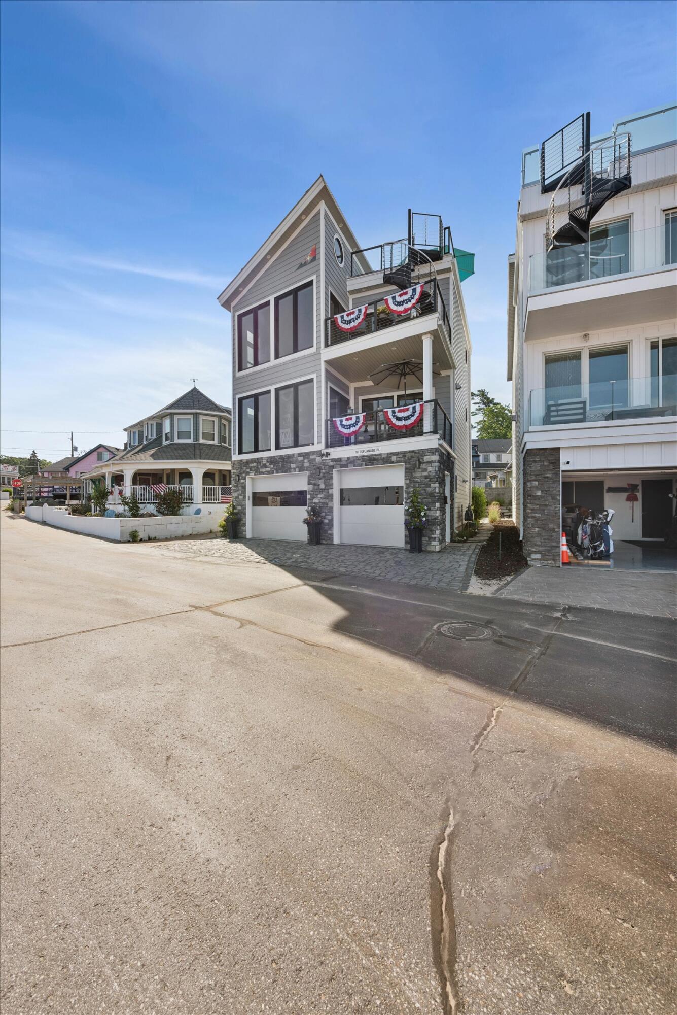 78 Esplanade Place