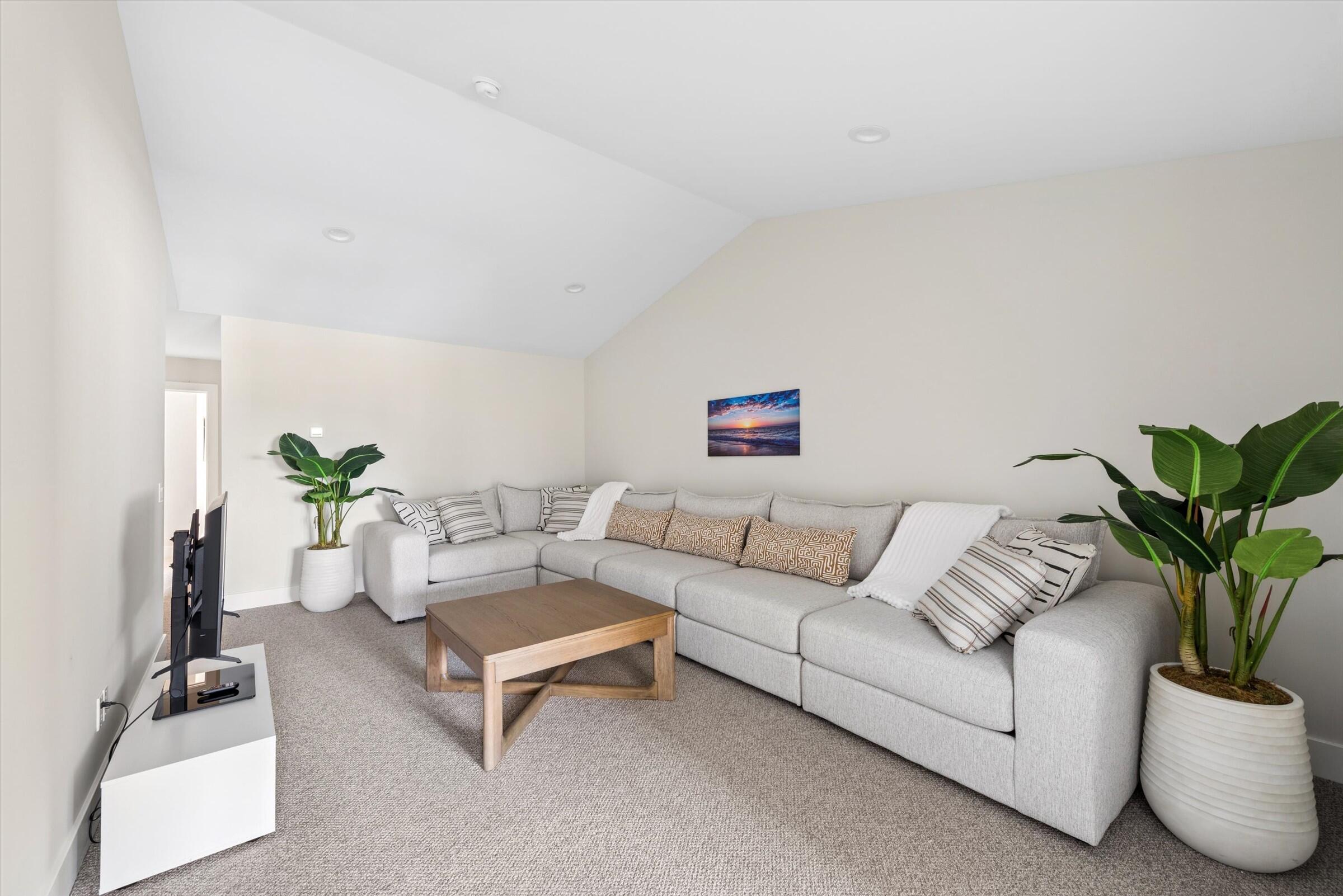 929 Harbor Drive E, St. Joseph