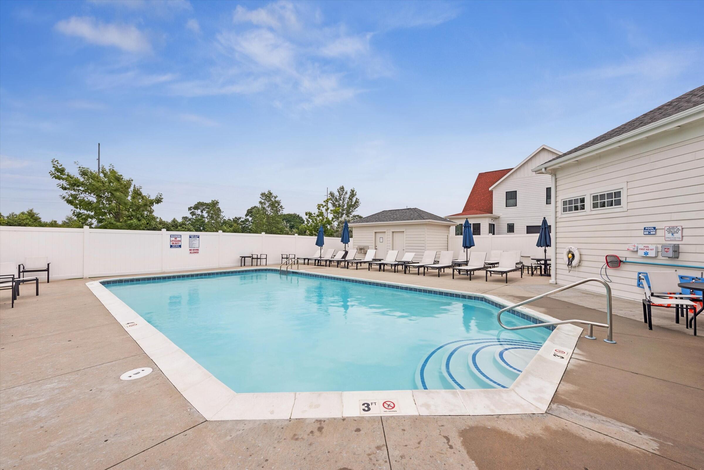 929 Harbor Drive E, St. Joseph