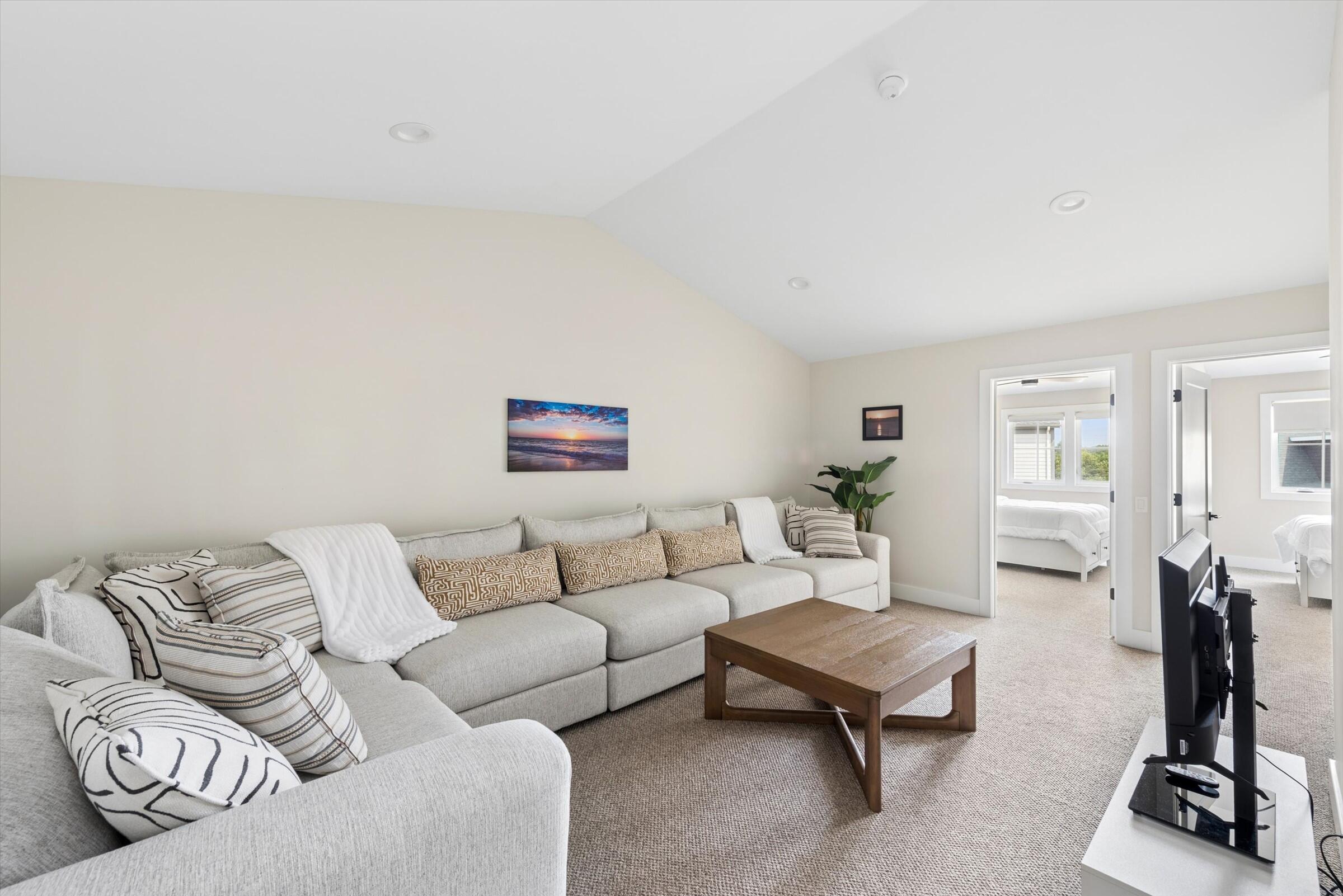929 Harbor Drive E, St. Joseph