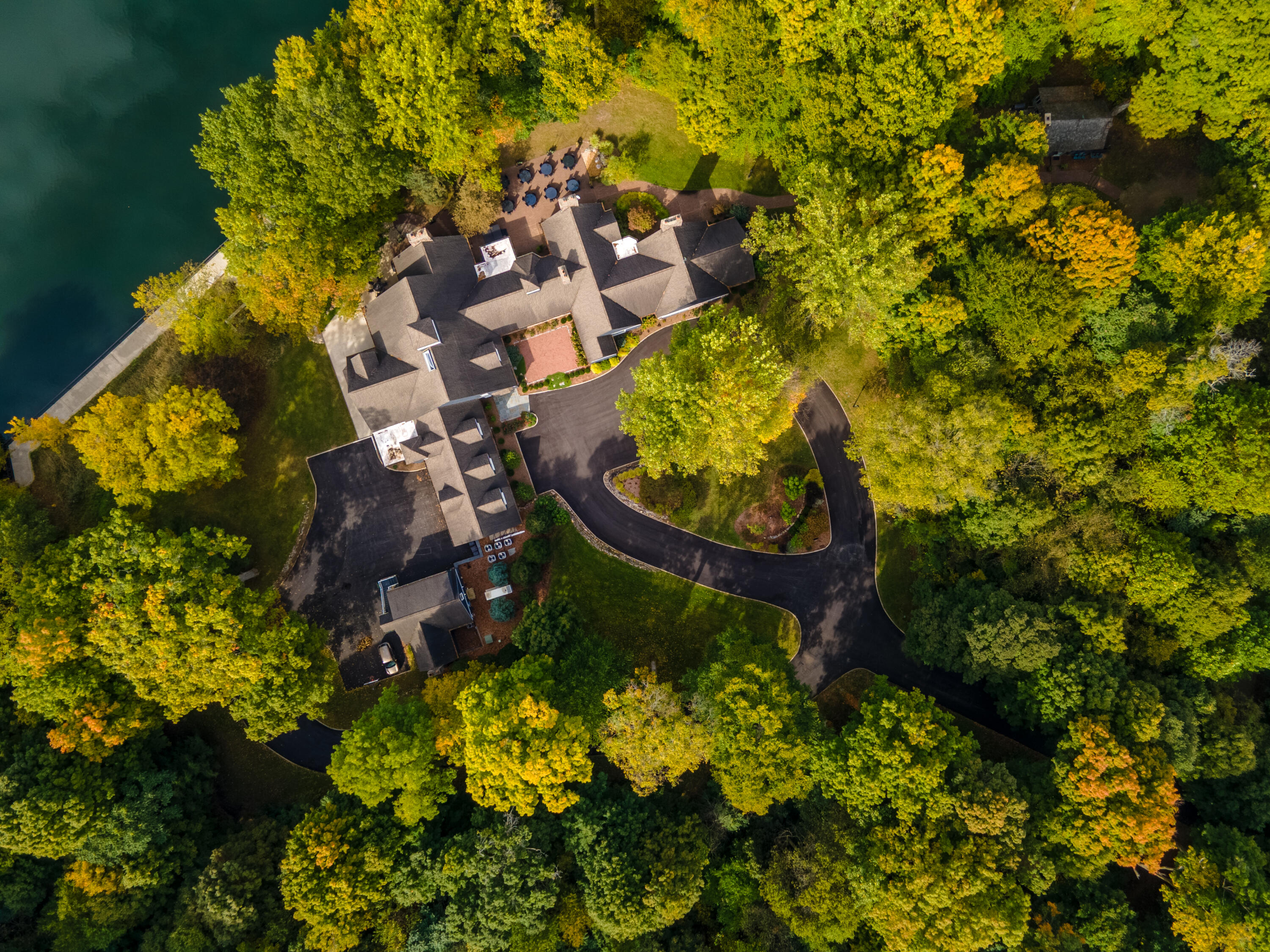 1997 Morris Drive