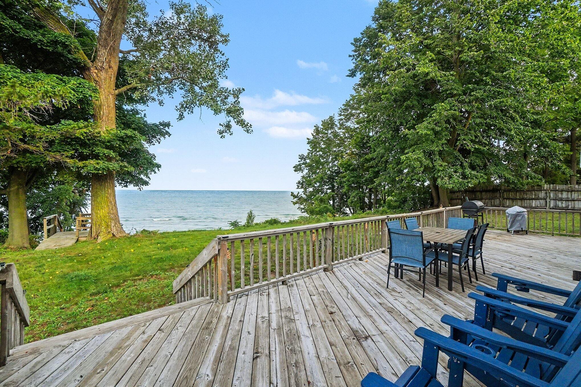 8 N Shore Drive