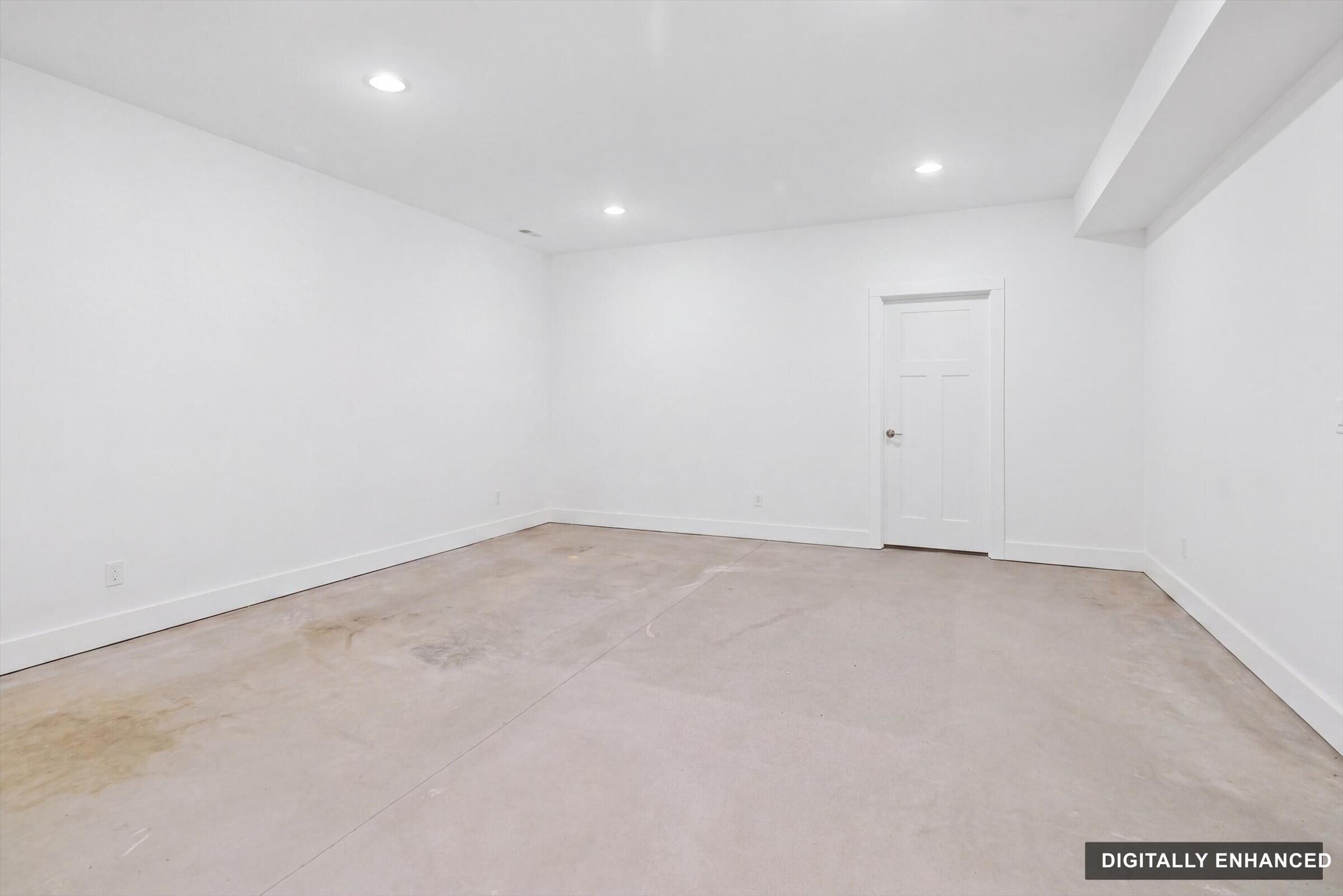 556 N Shore Drive 14