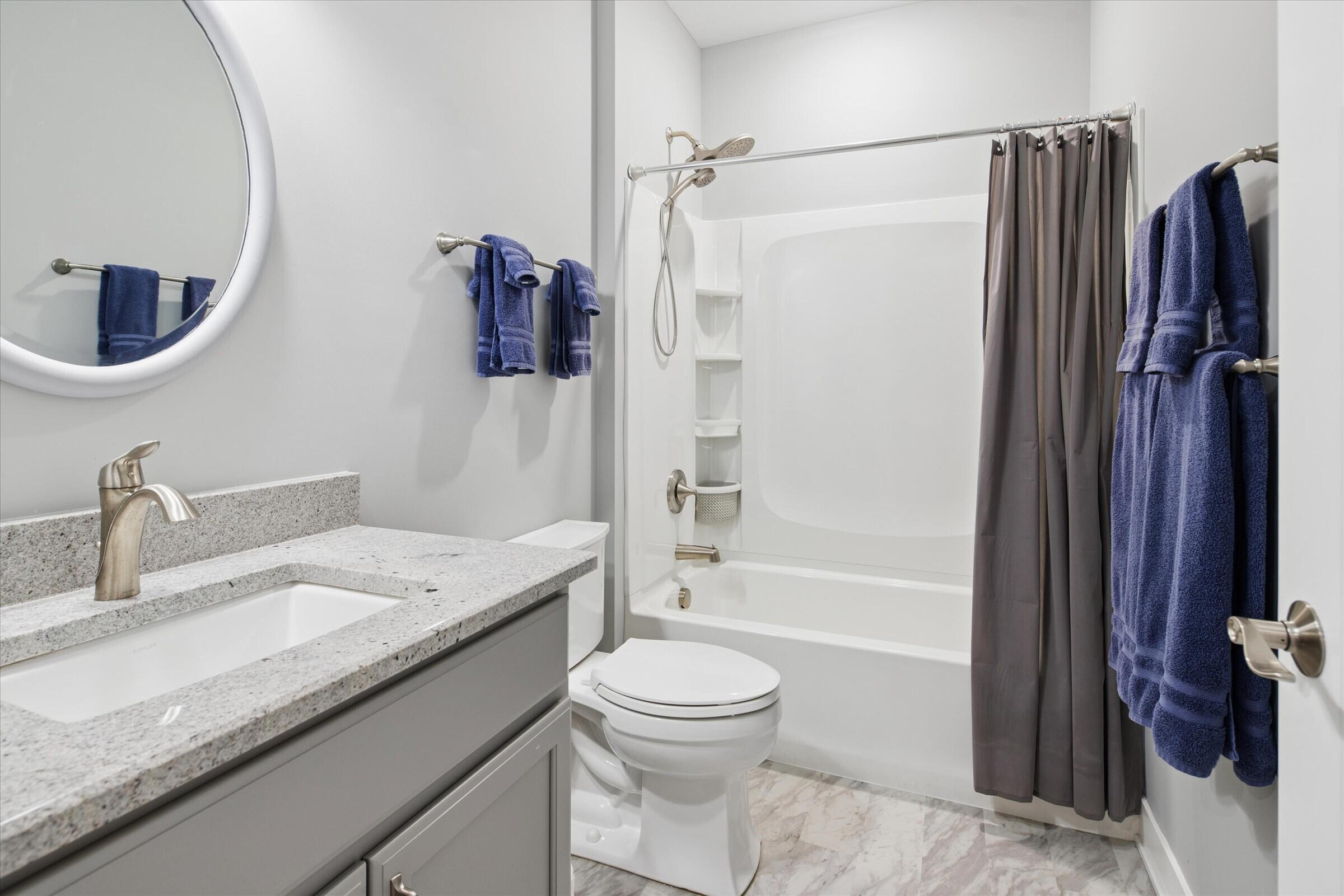 556 N Shore Drive 14