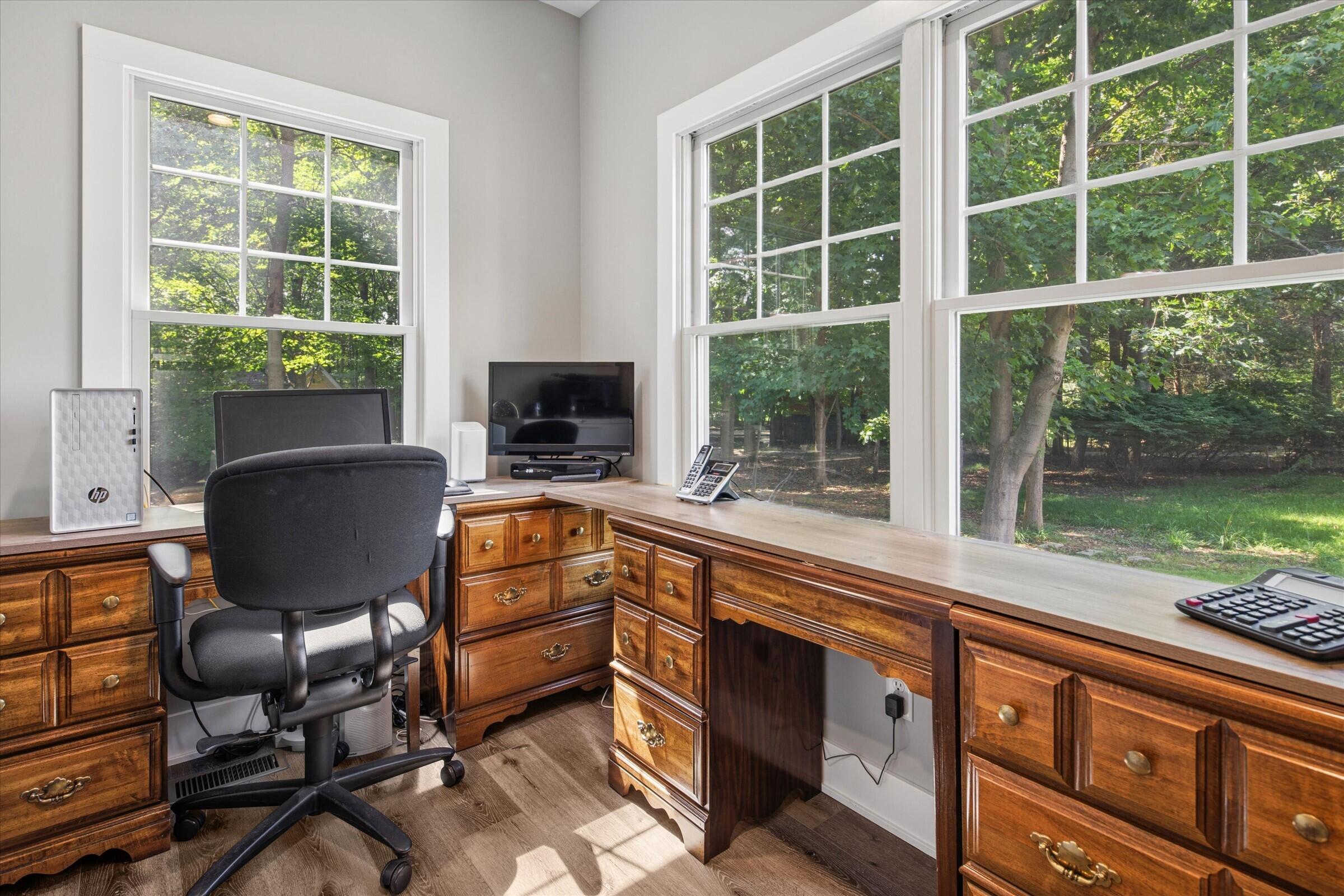 556 N Shore Drive 14