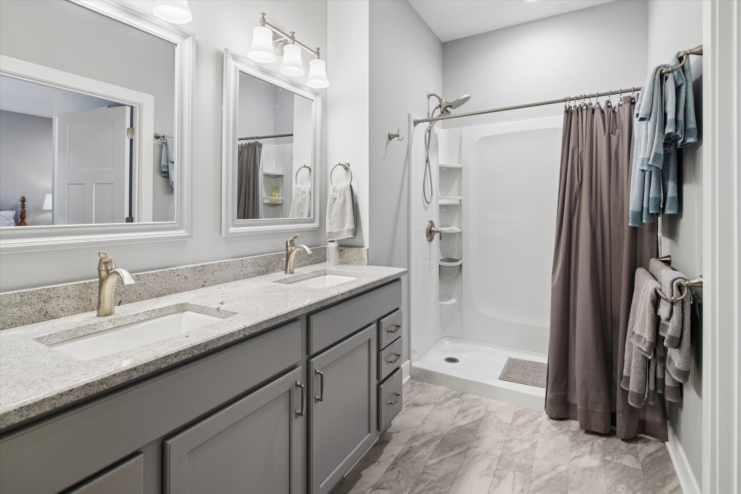 556 N Shore Drive 14