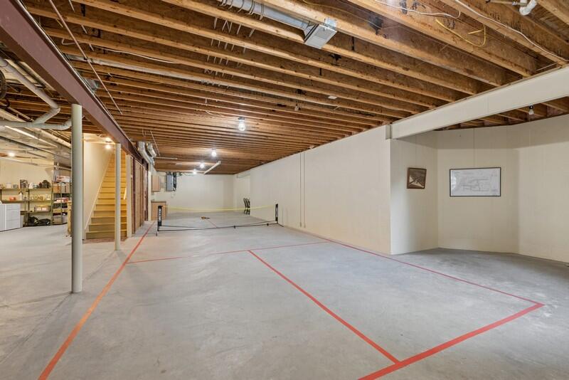 1390 Summerwood Drive