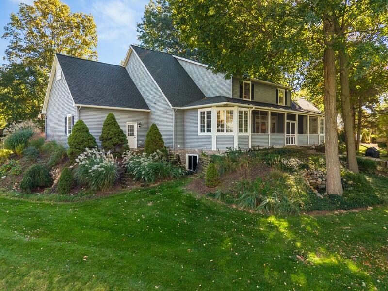 1390 Summerwood Drive