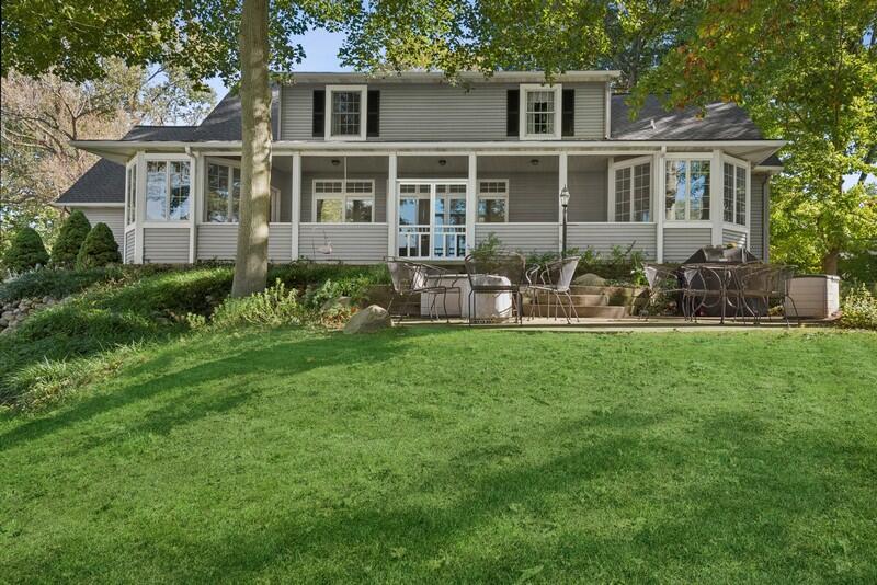 1390 Summerwood Drive South Haven MI
