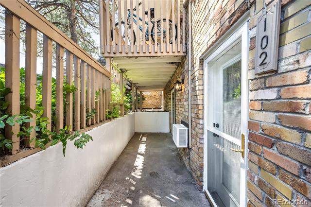 2190 S Holly Street Unit: 102
