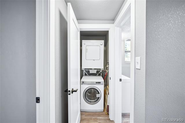 2190 S Holly Street Unit: 102