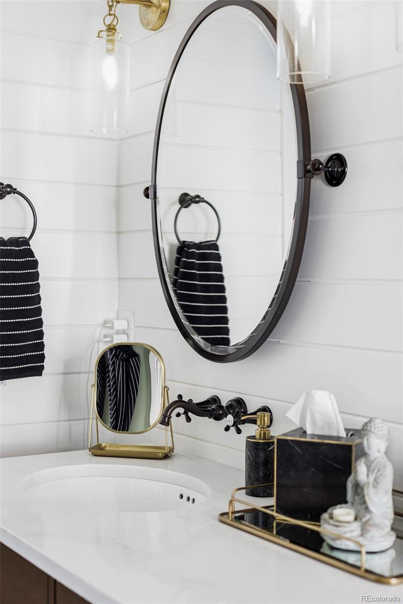 641 S Washington Street