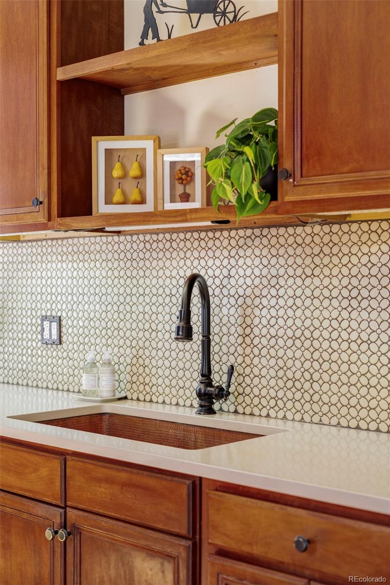 641 S Washington Street