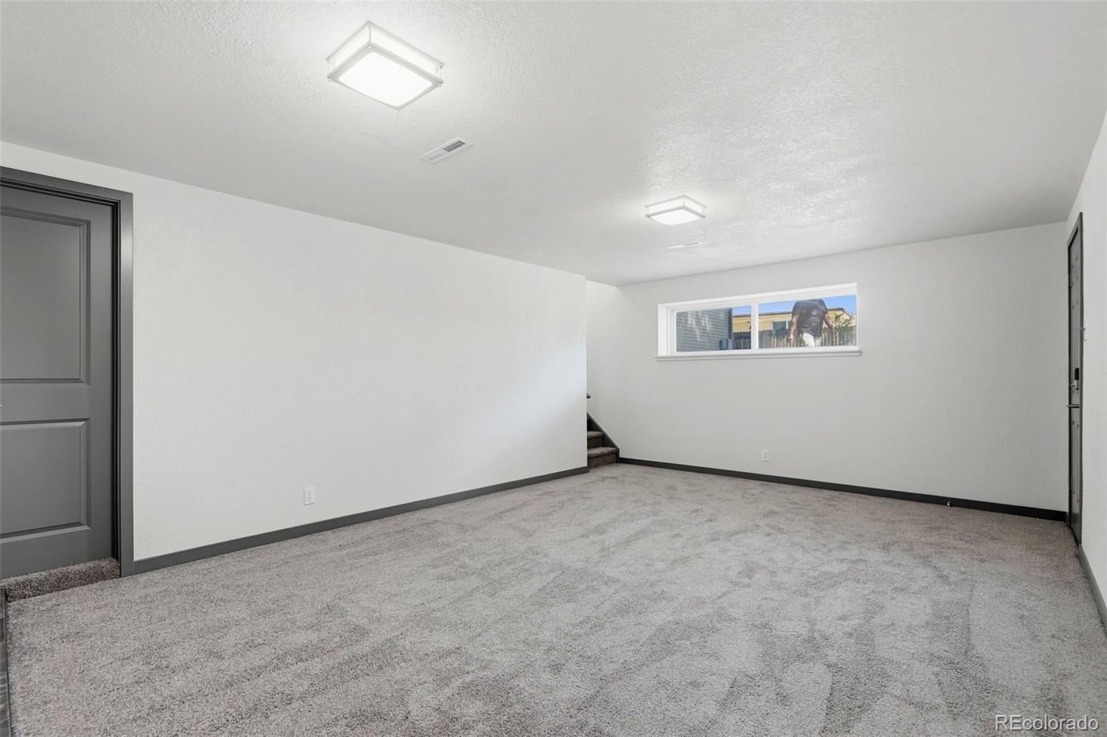 11272 High Street