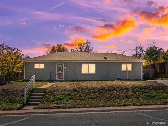 1290 Ash Court