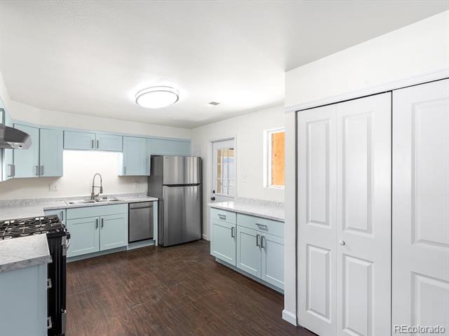 1290 Ash Court