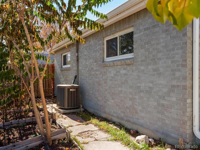 1290 Ash Court