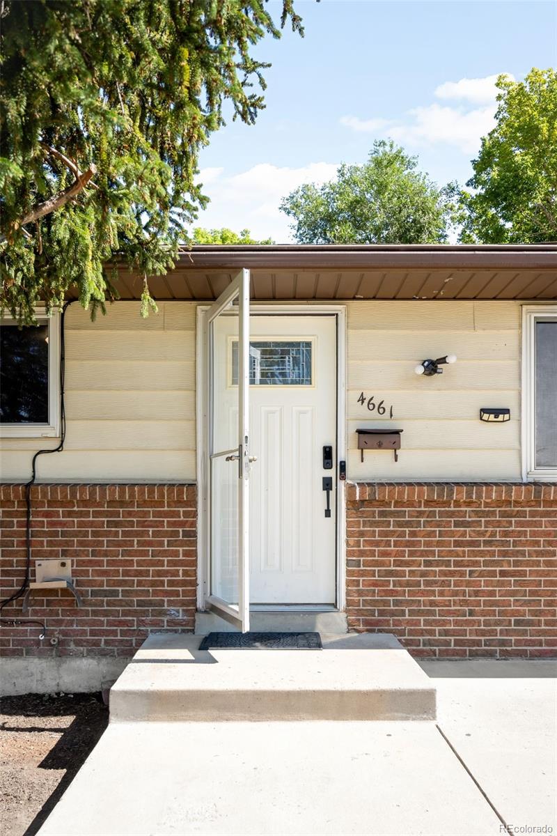 4661 Dixon Drive