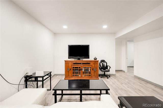4661 Dixon Drive
