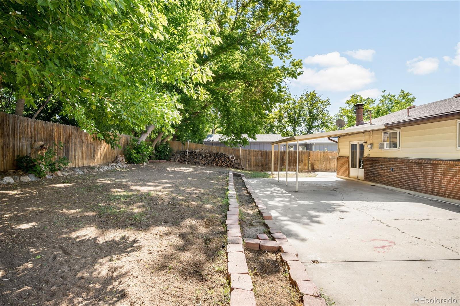 4661 Dixon Drive