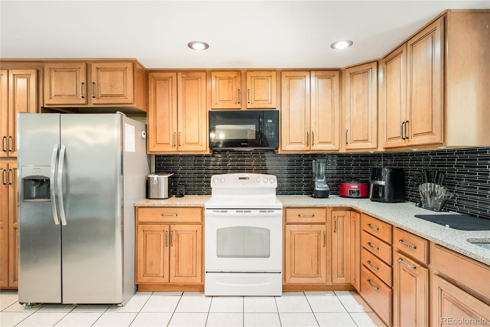 4661 Dixon Drive
