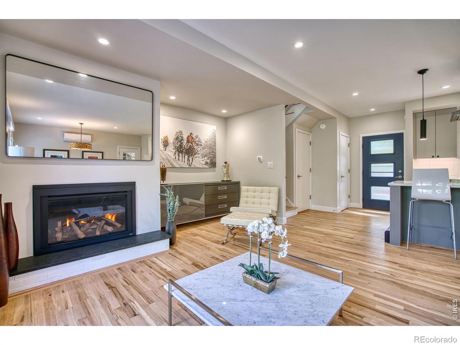 375 Bates Avenue