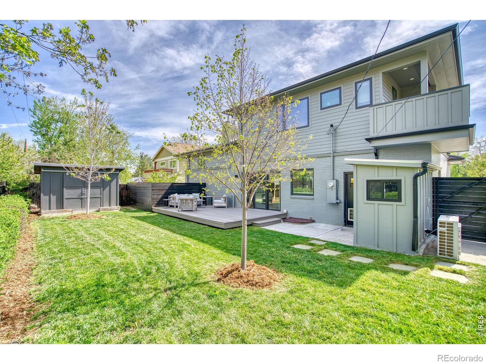 375 Bates Avenue