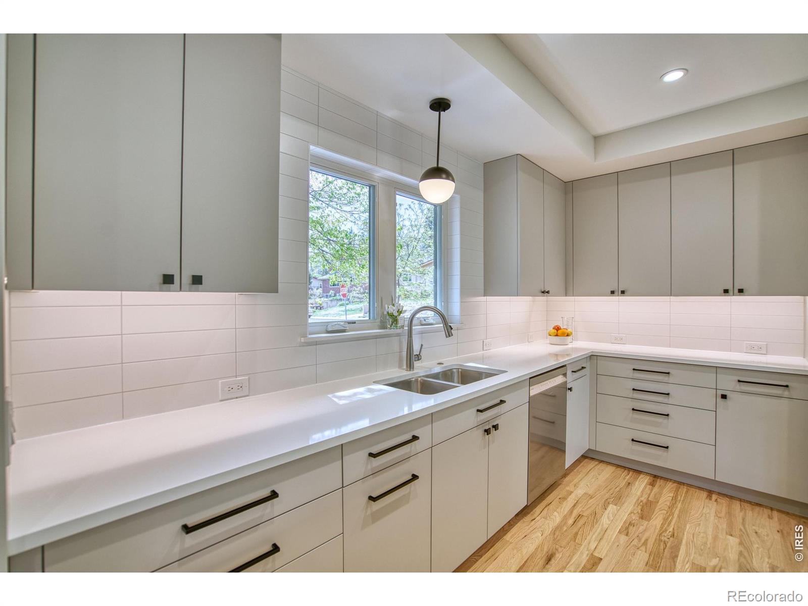 375 Bates Avenue