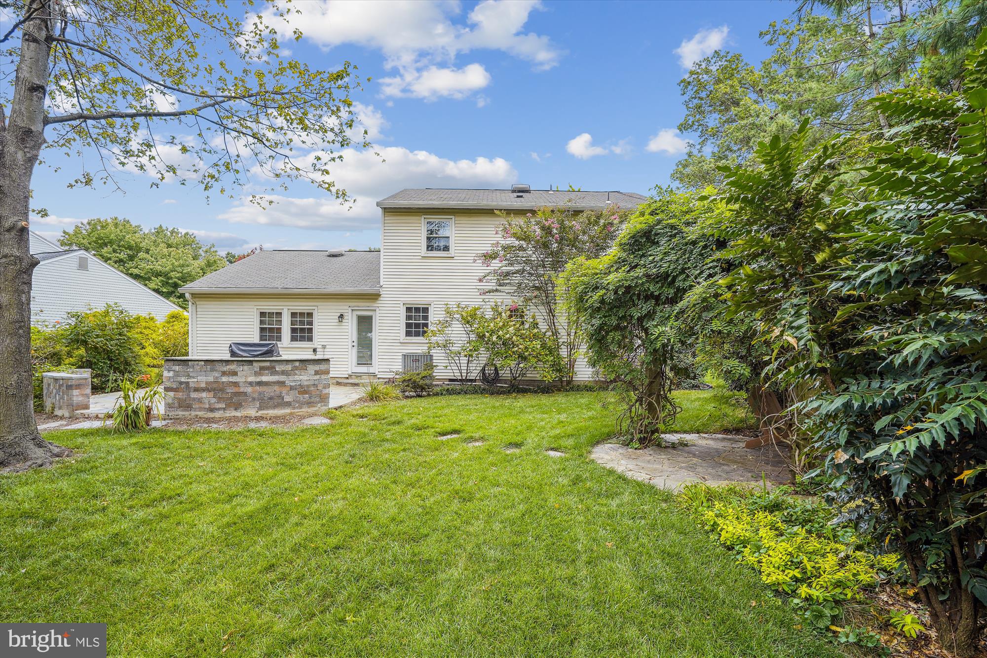 3235 ALLNESS LANE