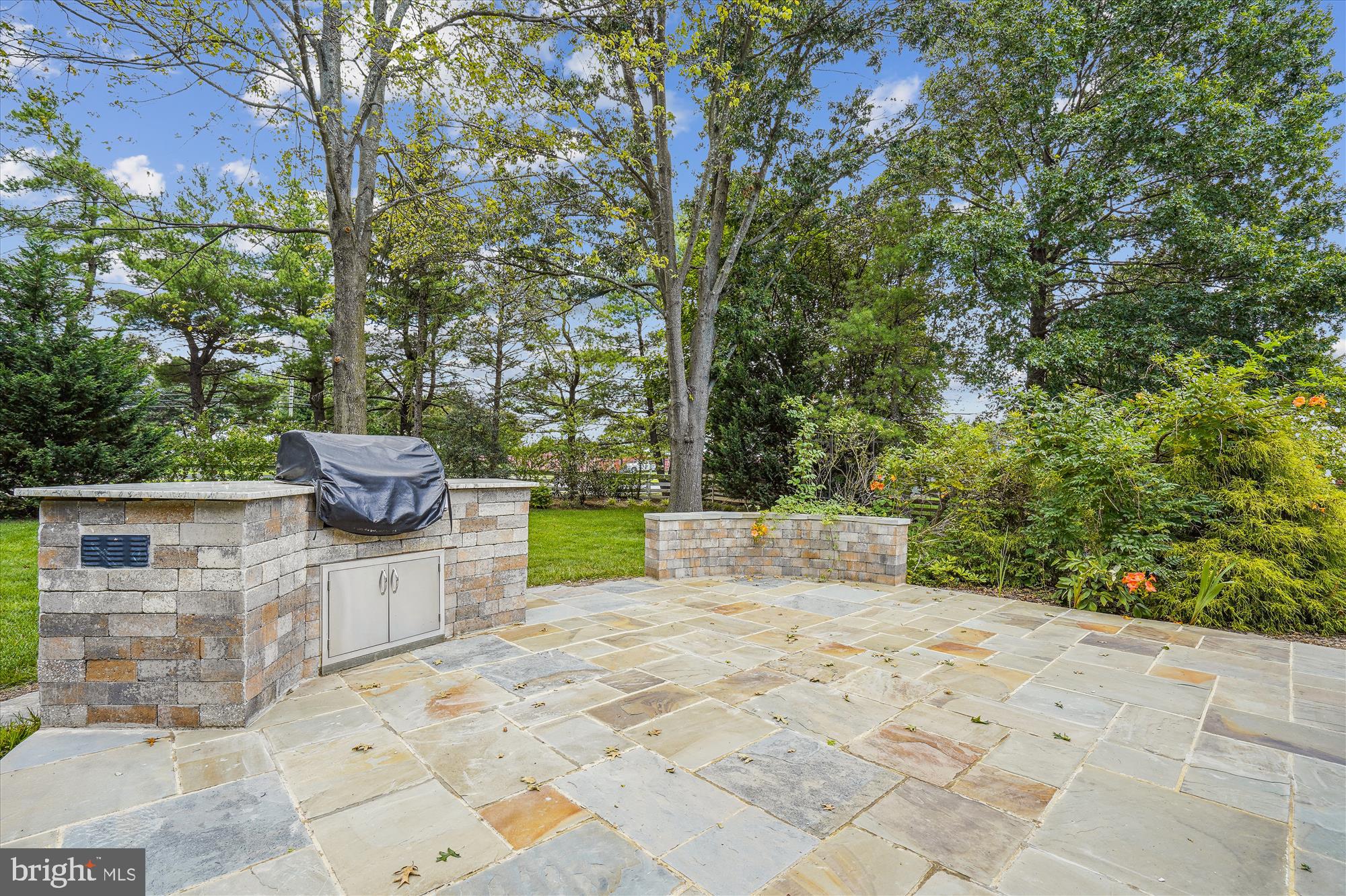3235 ALLNESS LANE