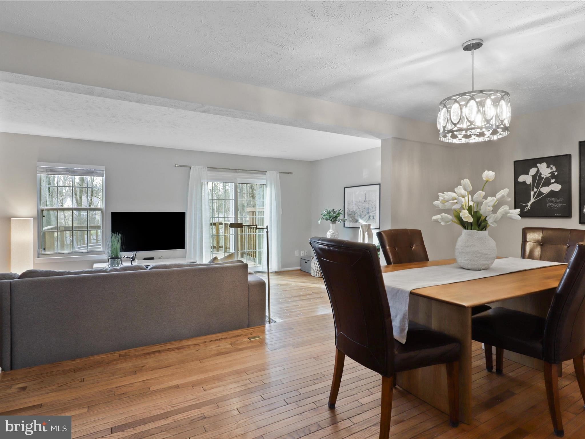 1561 Autumn Ridge Circle