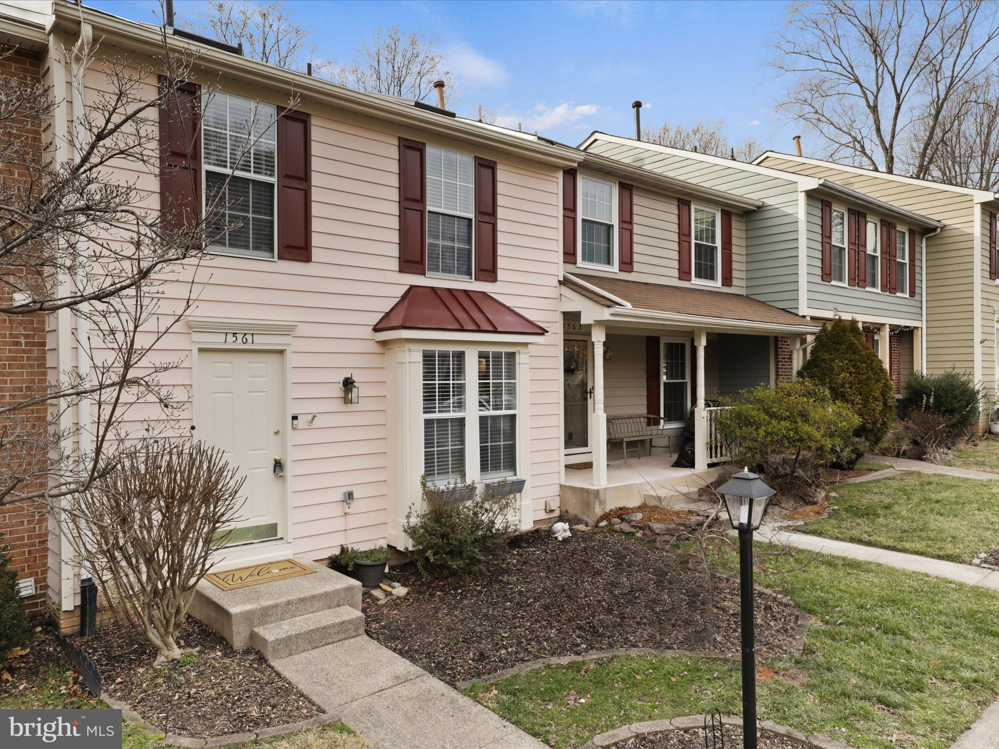 1561 Autumn Ridge Circle