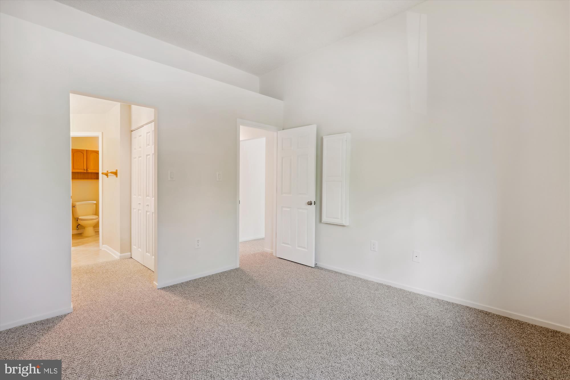 1963-B Villaridge Dr #1963b