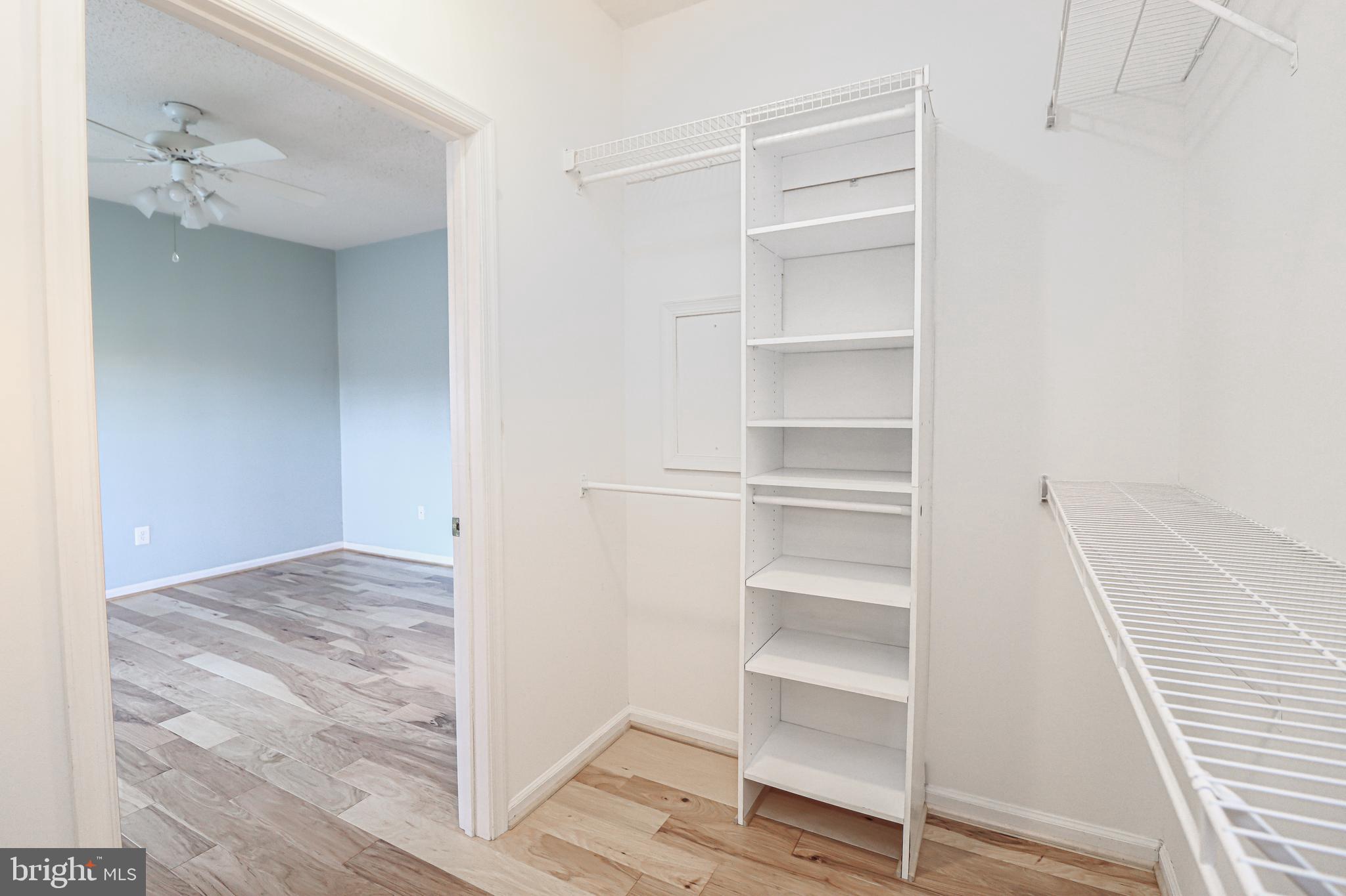 1708 LAKE SHORE CREST DR #13