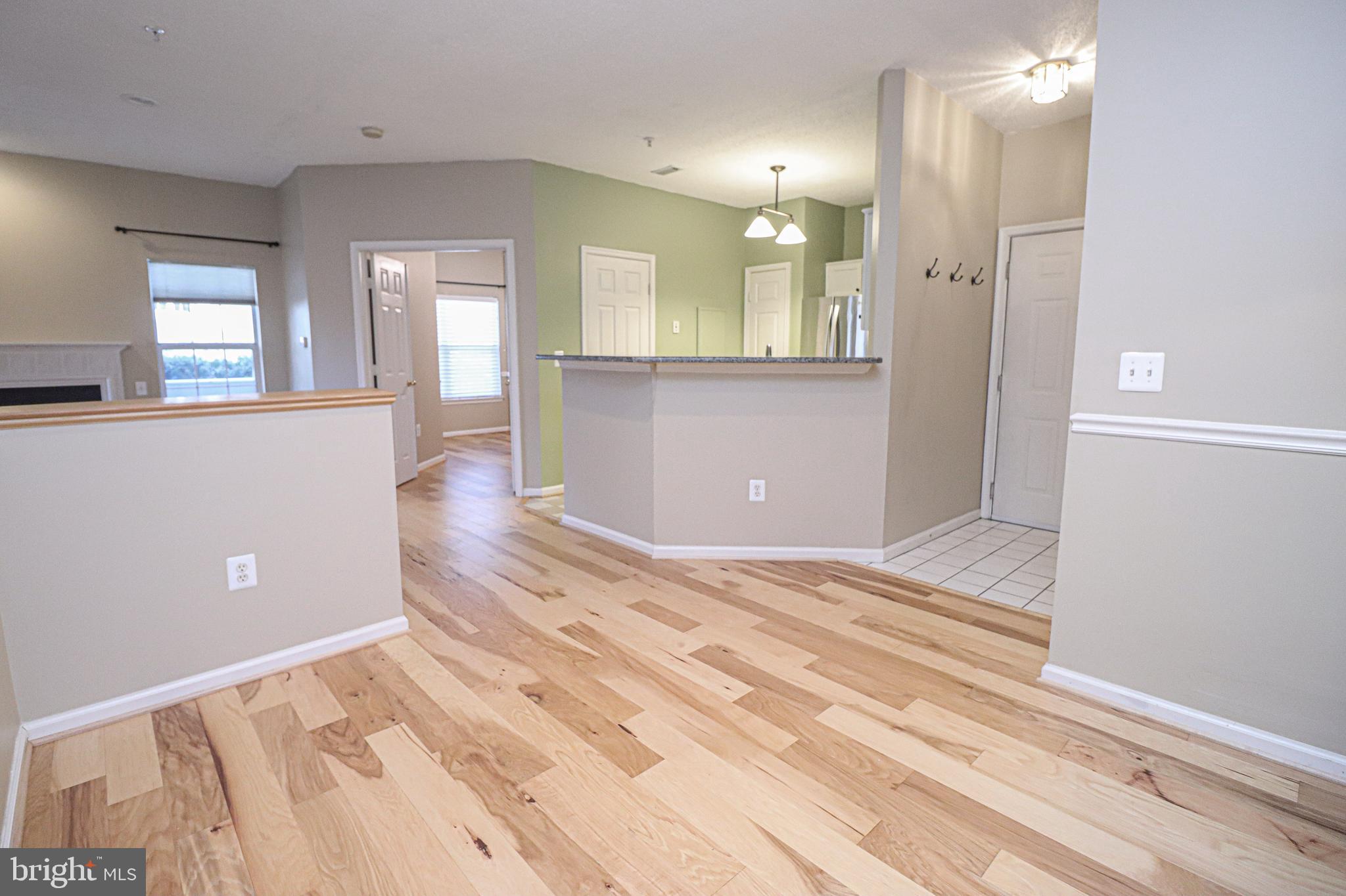 1708 LAKE SHORE CREST DR #13