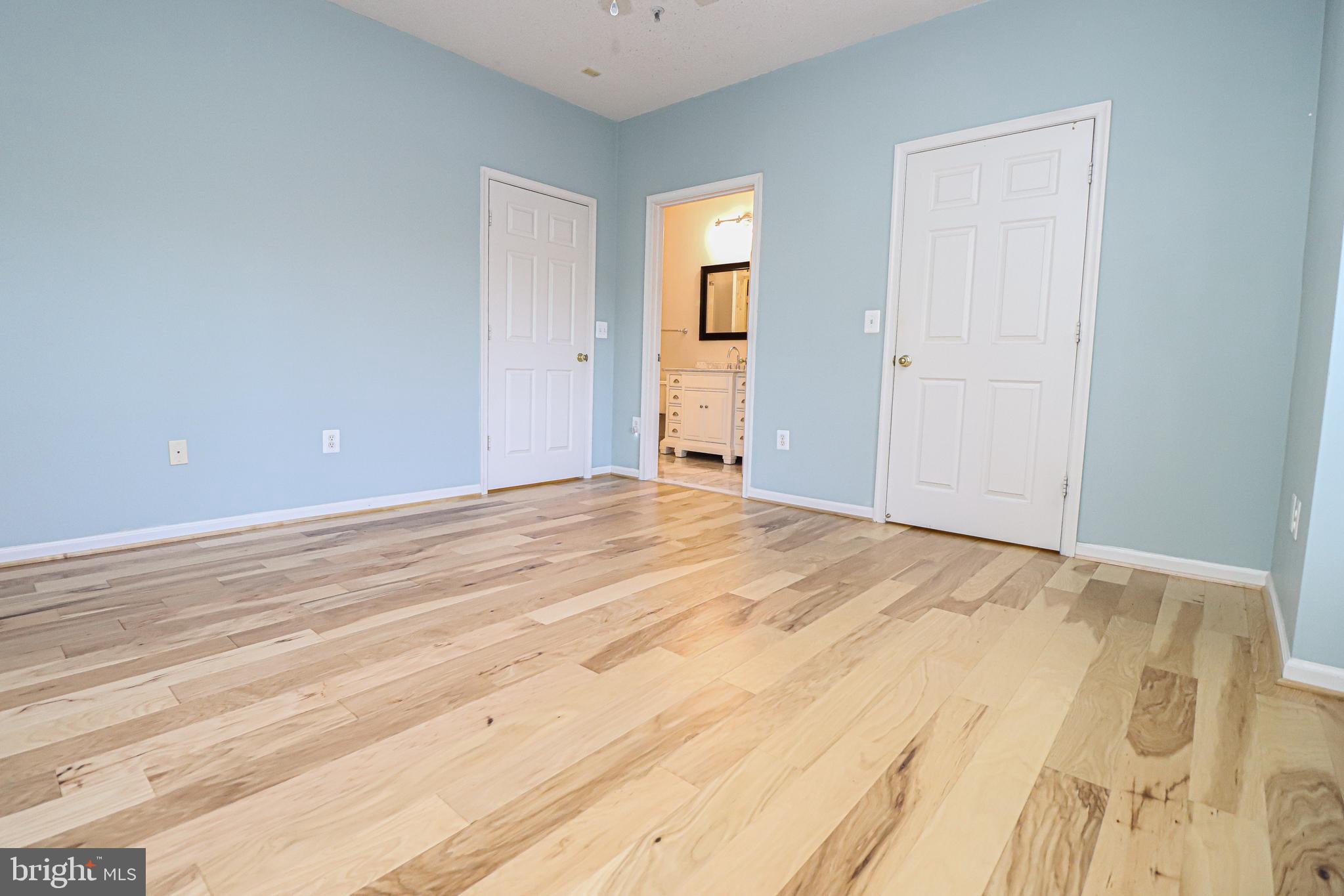 1708 LAKE SHORE CREST DR #13