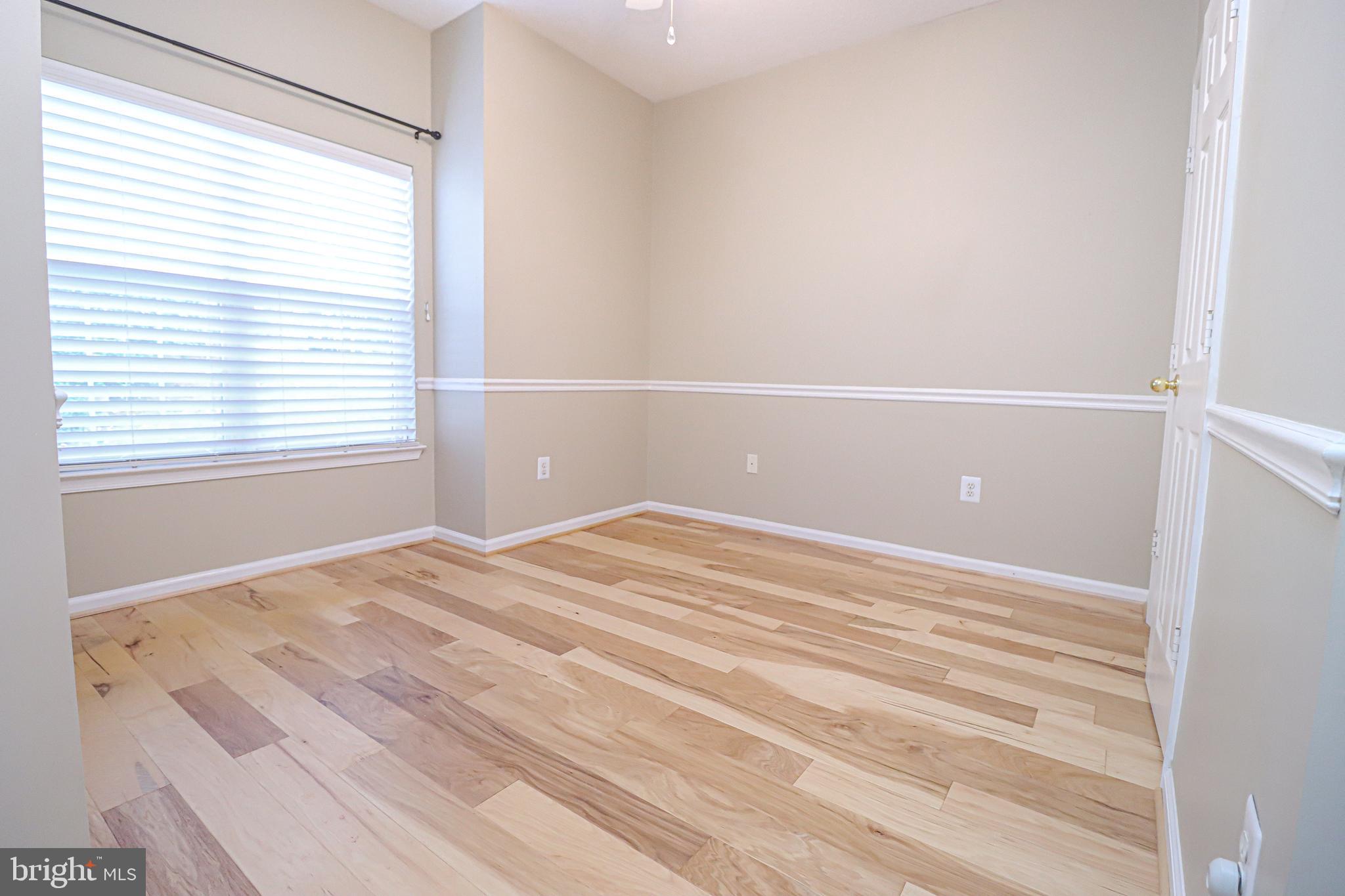 1708 LAKE SHORE CREST DR #13