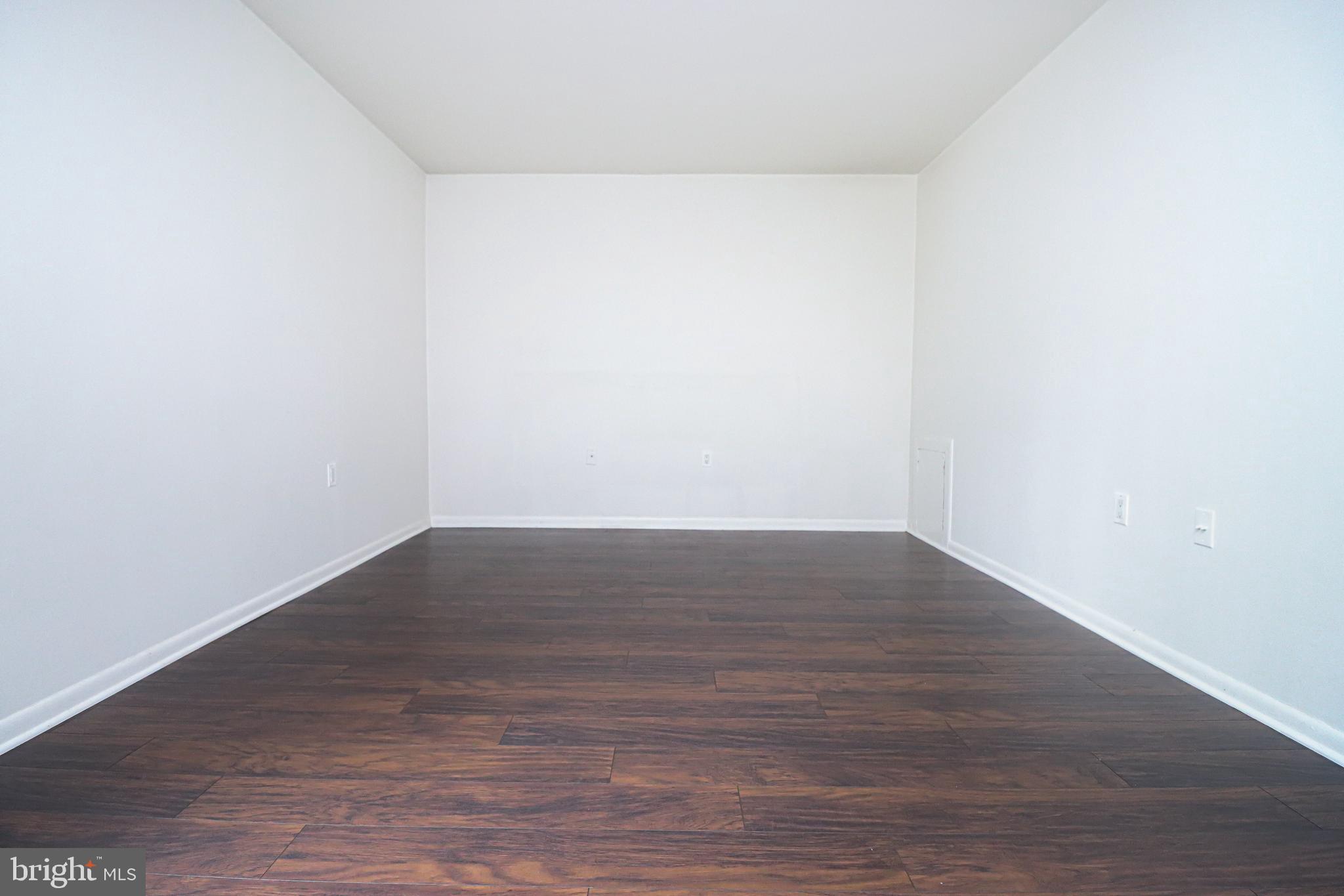 1558 NORTHGATE SQ #1558-11A