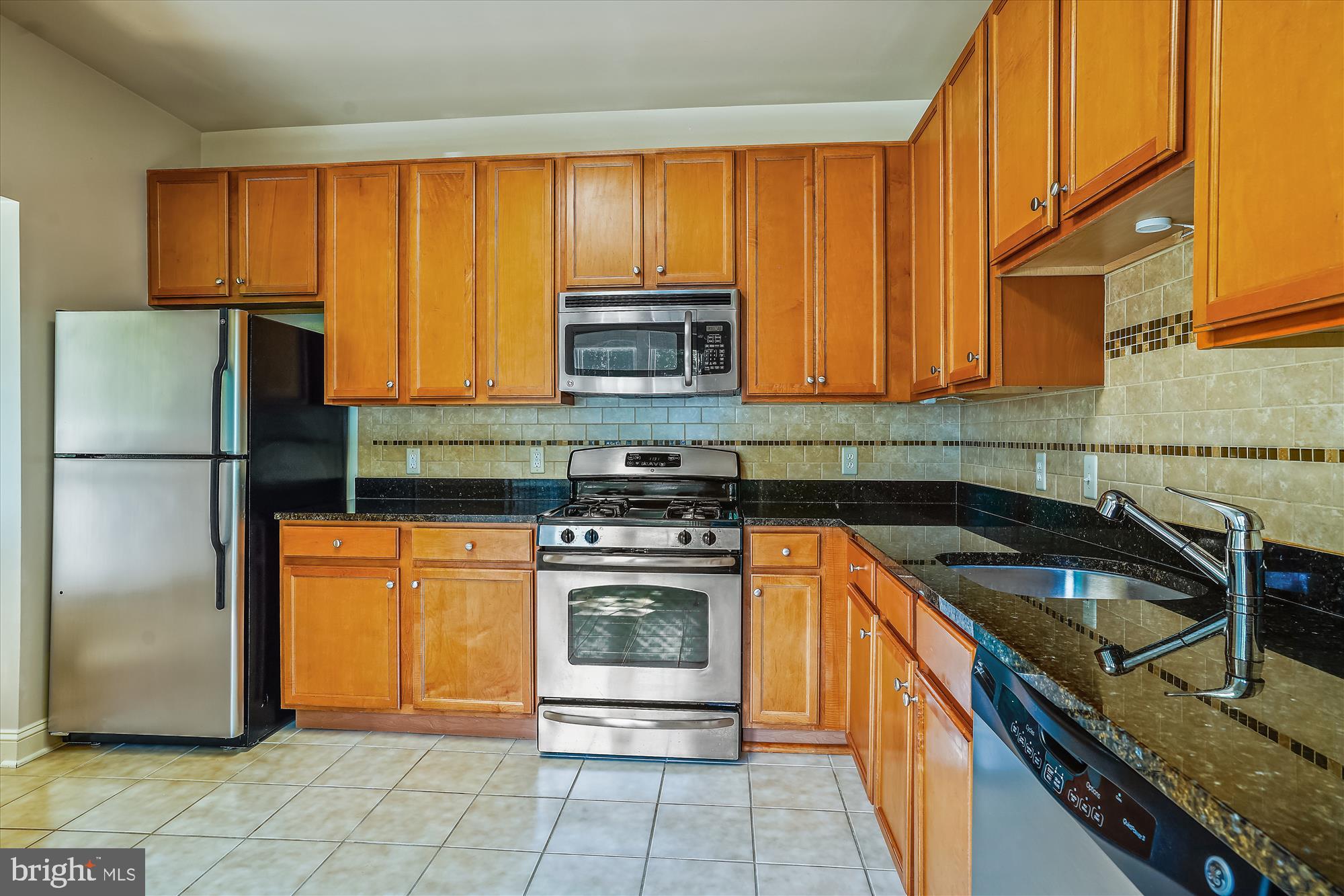 1501 NORTH POINT DR #101