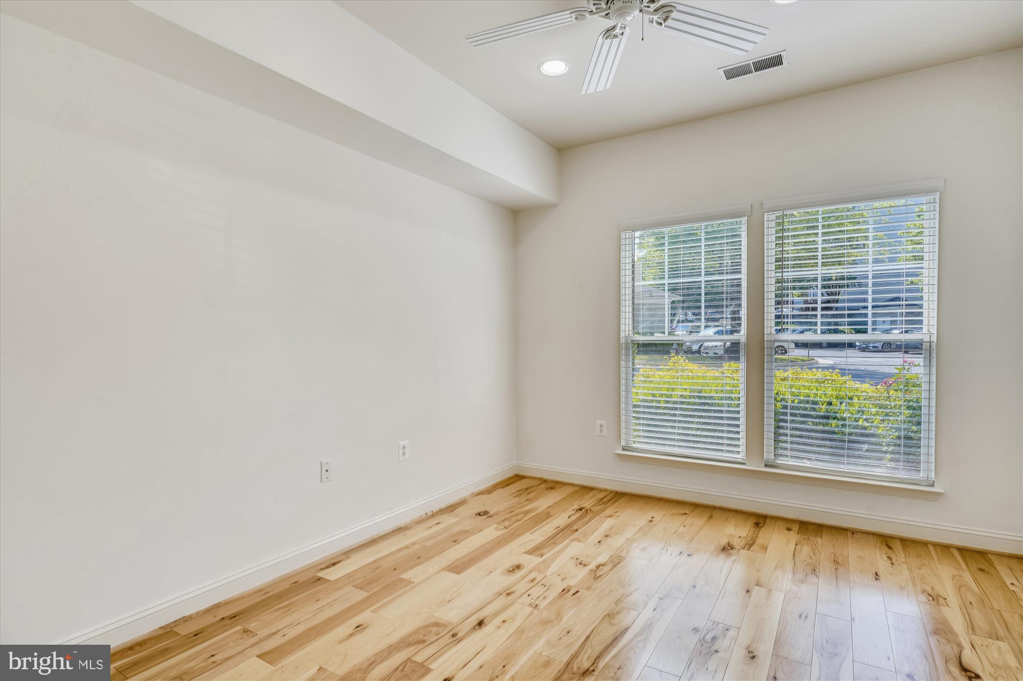 1501 NORTH POINT DR #101